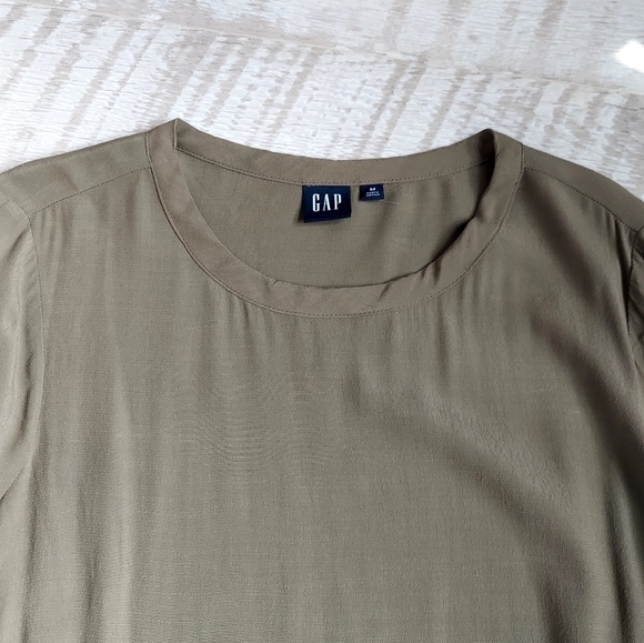 GAP Ruffled Mini Dress - Picture 8 of 14